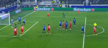 db真人官网-6-1!凯恩高挂免战牌,1.3亿超巨造3球,拜仁造惨案,锁定欧冠8强