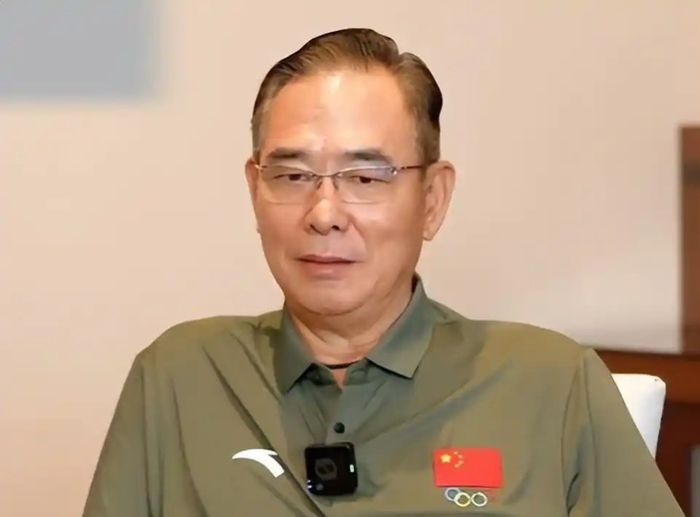 db真人官方网站-张军被查！蔡振华太难得：执掌乒协足协羽协+安全落地 守住底线|足球|体坛|中国羽毛球协会|中国乒乓球队|羽毛球_新浪体育_新浪新闻