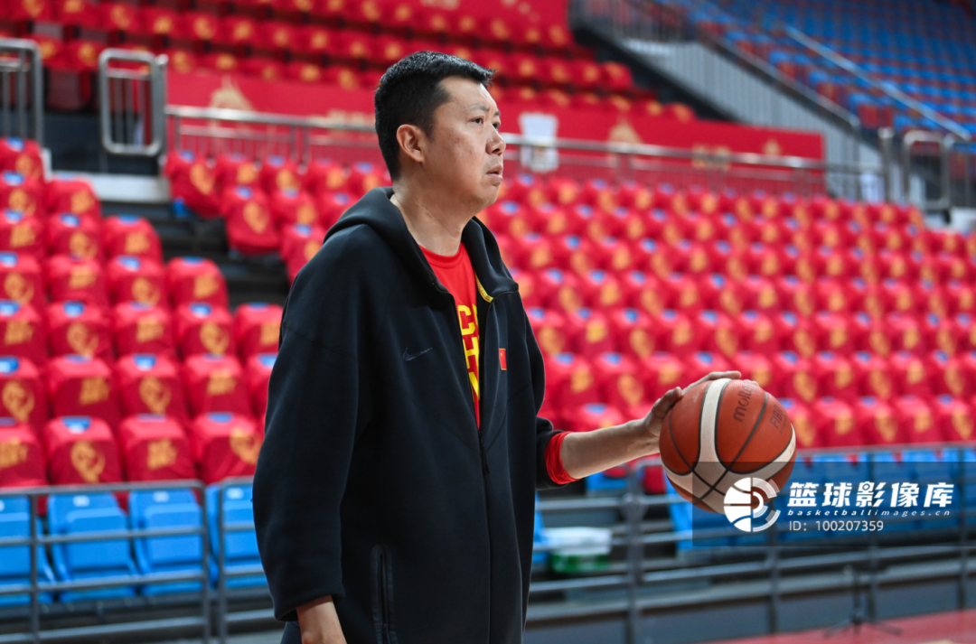 db真人官网-中国篮球第5人！很庆幸，我们拥有王治郅！